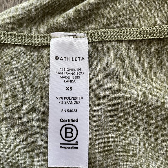 💚✨ATHLETA UPTEMPO TANK HEATHER OLIVE GREEN•SIZE XMALL ✨ - Picture 11 of 11